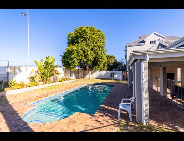 2 BEDROOM APARTMENT SOLD IN WEST BEACH